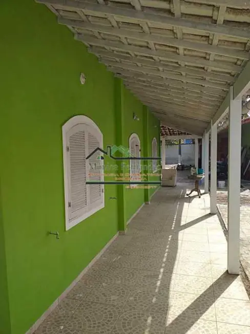 Foto 3 de Casa com 5 quartos à venda, 300m2 em Marica - RJ