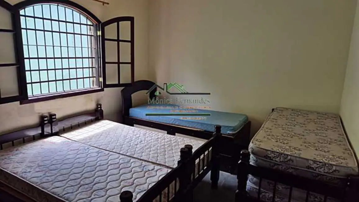 Foto 4 de Casa com 2 quartos à venda, 113m2 em Marica - RJ