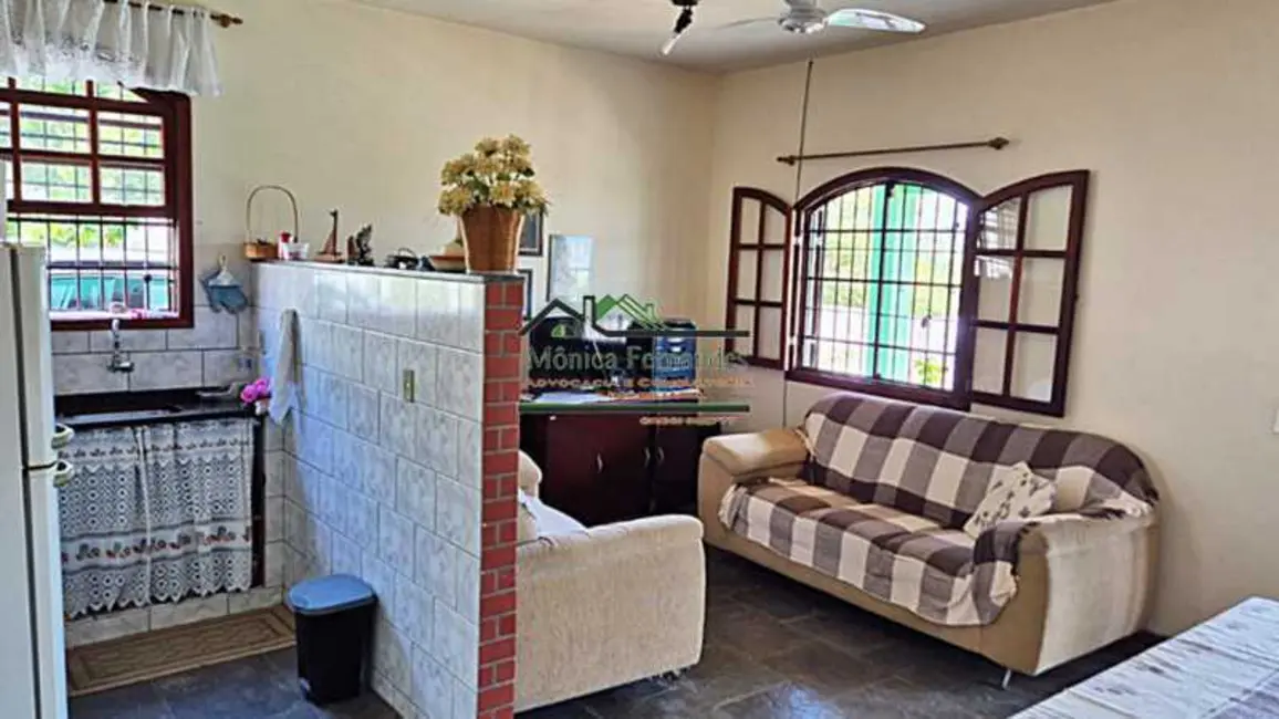 Foto 9 de Casa com 2 quartos à venda, 113m2 em Marica - RJ