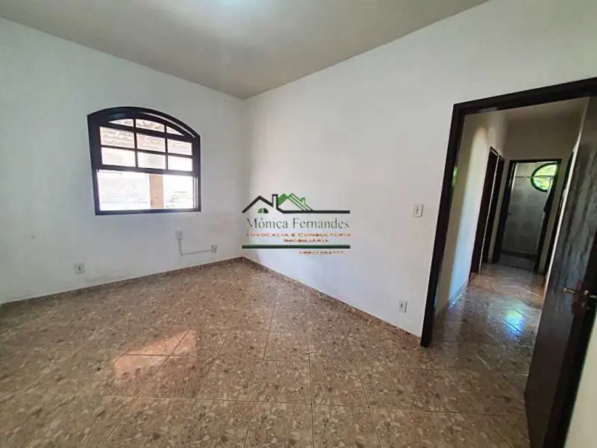 Foto 9 de Casa com 4 quartos para alugar, 110m2 em Marica - RJ