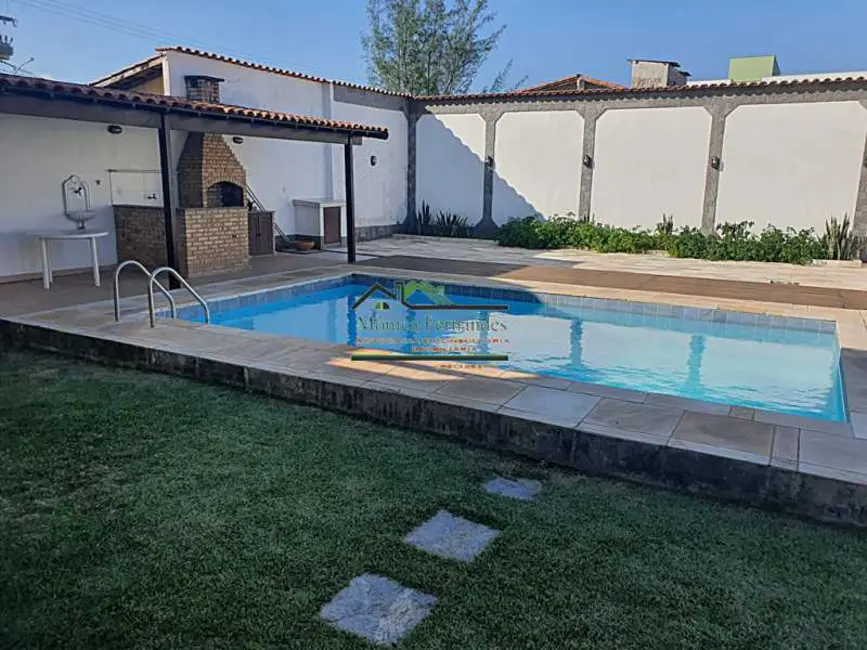 Foto 3 de Casa com 3 quartos à venda, 255m2 em Marica - RJ