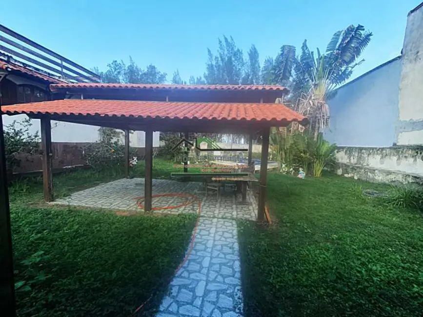 Foto 4 de Casa com 4 quartos à venda, 397m2 em Marica - RJ