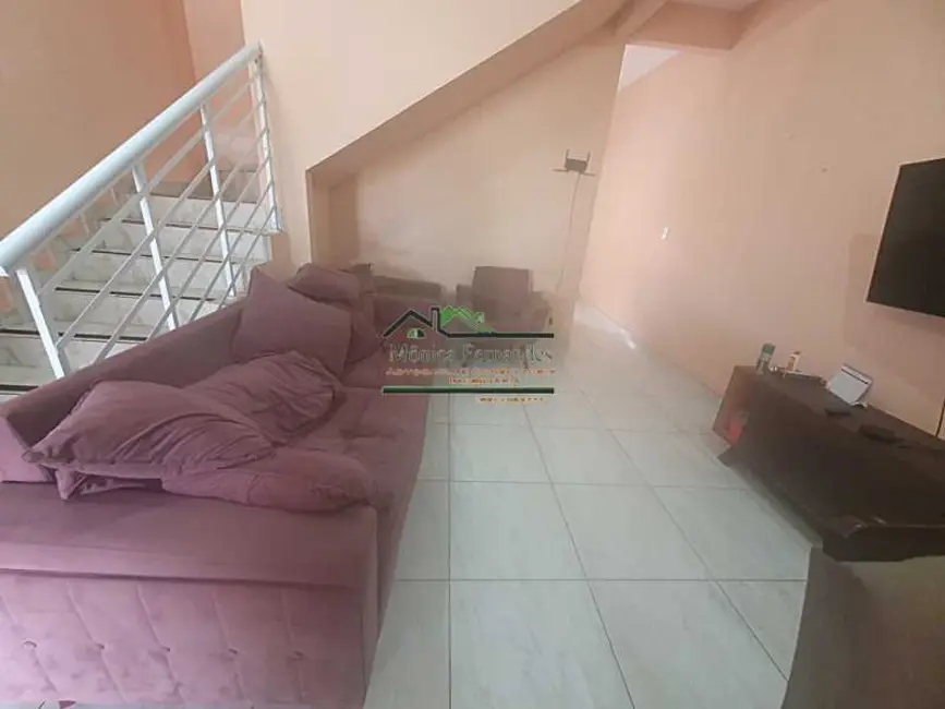 Casa com 2 quartos à venda, 117m2 em Marica - RJ - imagem 2 Foto 2 de Casa com 2 quartos à venda, 117m2 em Marica - RJ