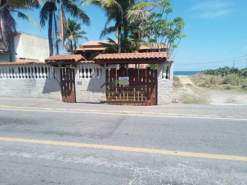 Foto 2 de Casa com 3 quartos à venda, 158m2 em Marica - RJ