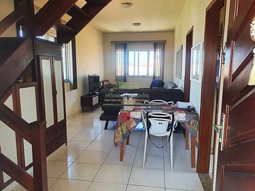 Foto 3 de Casa com 3 quartos à venda, 289m2 em Marica - RJ