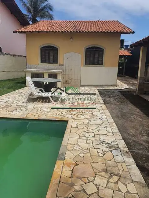 Foto 4 de Casa com 2 quartos para alugar, 166m2 em Marica - RJ
