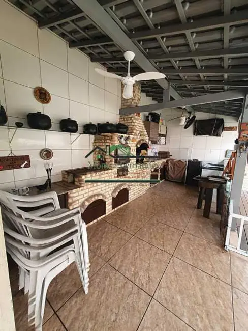 Foto 3 de Casa com 2 quartos à venda, 89m2 em Marica - RJ