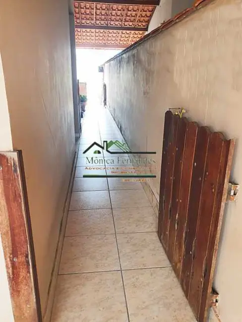 Foto 4 de Casa com 2 quartos à venda, 74m2 em Marica - RJ