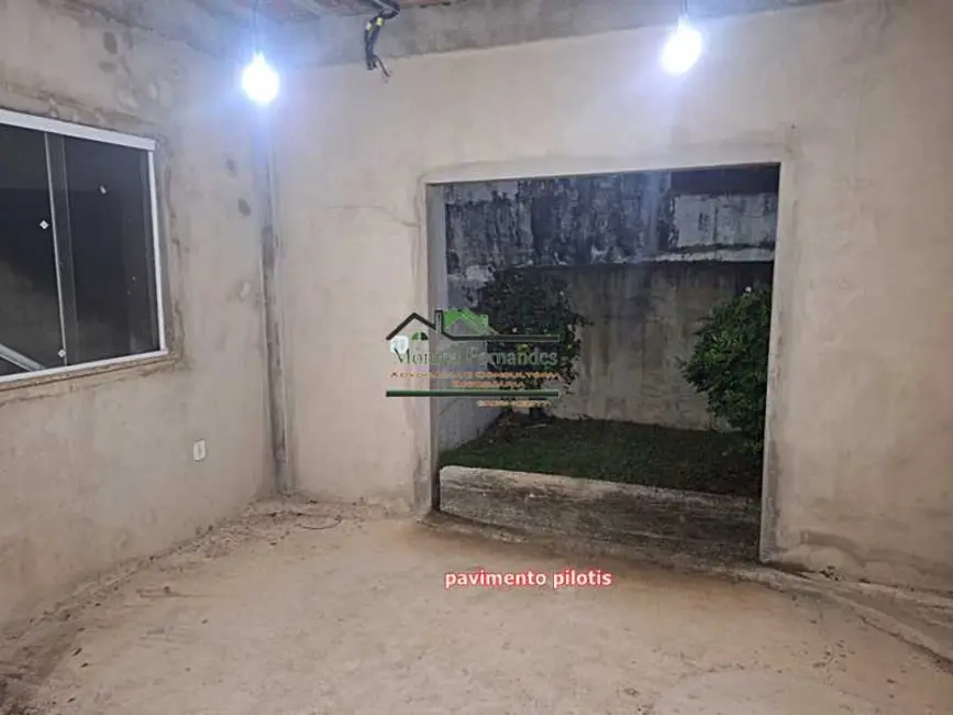 Foto 9 de Casa com 2 quartos à venda, 87m2 em Marica - RJ