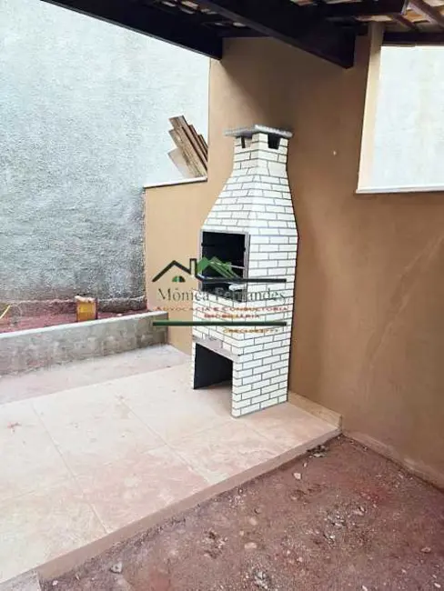 Foto 4 de Casa com 2 quartos à venda, 106m2 em Marica - RJ