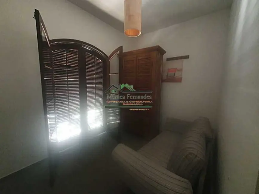 Foto 9 de Casa com 5 quartos para alugar, 190m2 em Marica - RJ