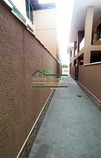 Foto 3 de Casa de Condomínio com 2 quartos para alugar, 69m2 em Marica - RJ