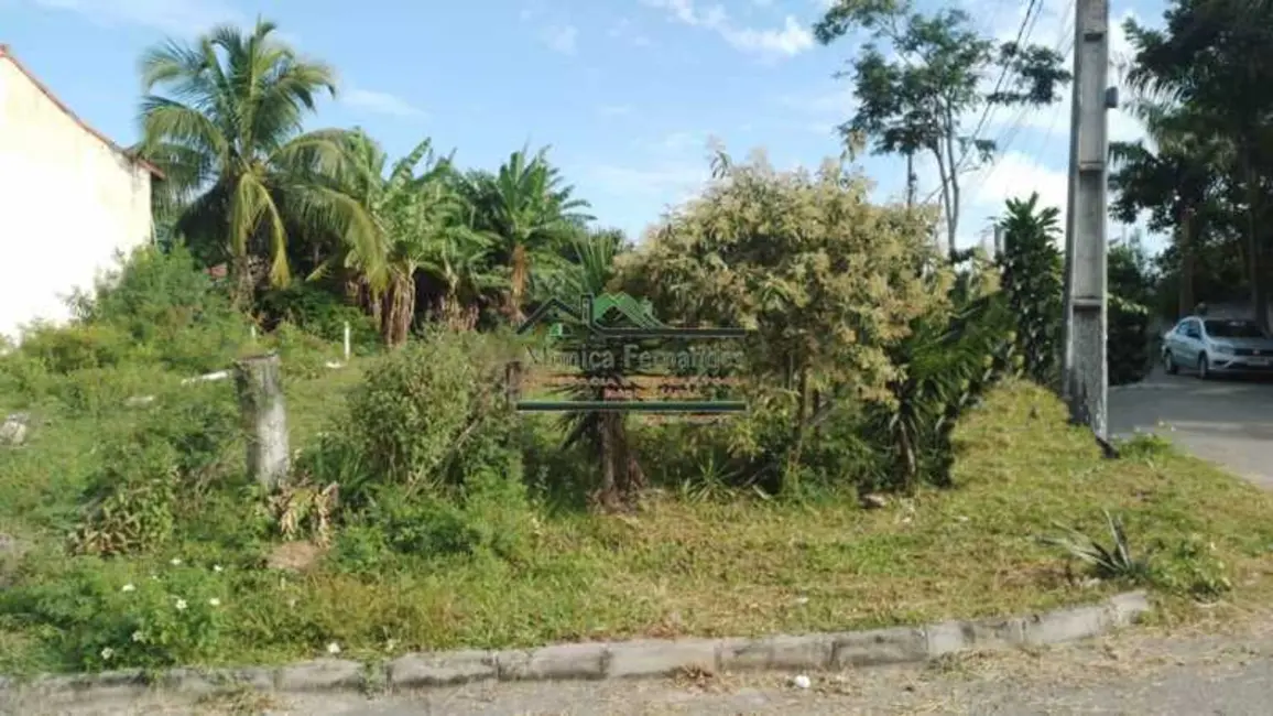 Foto 1 de Terreno / Lote à venda, 542m2 em Marica - RJ