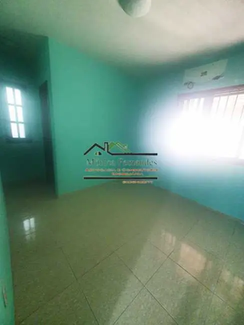Foto 9 de Casa com 4 quartos para alugar, 130m2 em Marica - RJ