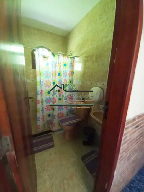 Foto 9 de Casa com 2 quartos à venda, 76m2 em Marica - RJ