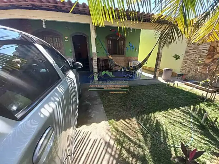 Foto 4 de Casa com 2 quartos à venda, 76m2 em Marica - RJ