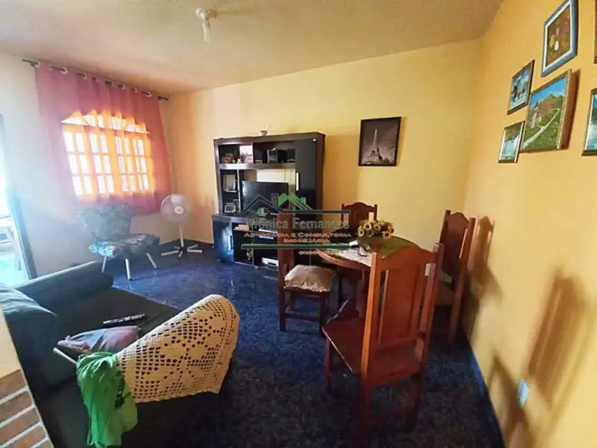 Foto 7 de Casa com 2 quartos à venda, 76m2 em Marica - RJ