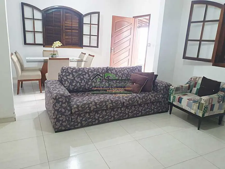 Casa com 3 quartos à venda, 206m2 em Marica - RJ - imagem 3 Foto 3 de Casa com 3 quartos à venda, 206m2 em Marica - RJ