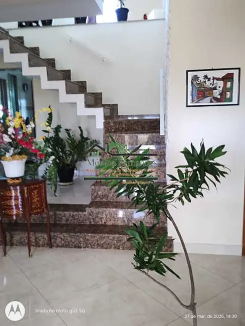 Foto 4 de Casa com 5 quartos à venda, 254m2 em Marica - RJ