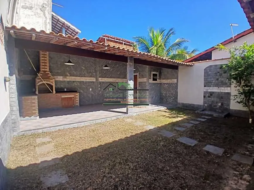 Foto 1 de Casa com 2 quartos à venda, 185m2 em Marica - RJ