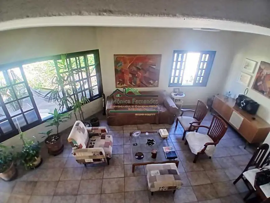 Casa com 3 quartos à venda, 182m2 em Marica - RJ - imagem 2 Foto 2 de Casa com 3 quartos à venda, 182m2 em Marica - RJ
