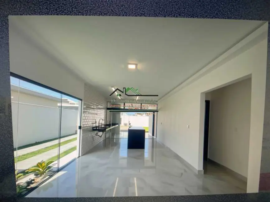 Foto 3 de Casa com 3 quartos à venda, 164m2 em Marica - RJ