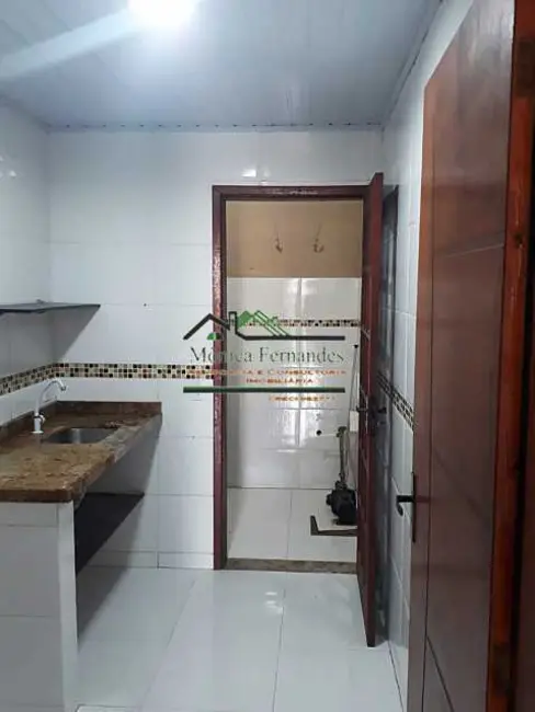 Foto 4 de Kitnet com 1 quarto à venda, 36m2 em Marica - RJ