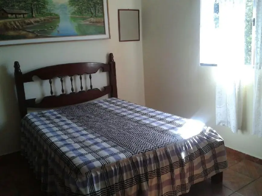 Foto 9 de Casa à venda em Vila Maria Helena, Carapicuiba - SP