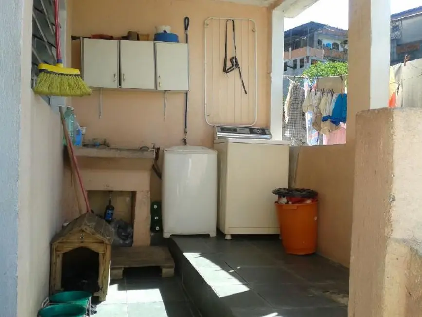 Foto 14 de Casa à venda em Vila Maria Helena, Carapicuiba - SP