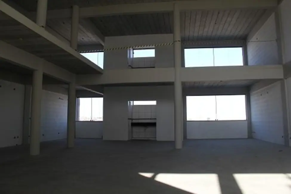 Sala Comercial para alugar, 1200m2 em Vila da Oportunidade, Carapicuiba - SP - imagem 4 Foto 4 de Sala Comercial para alugar, 1200m2 em Vila da Oportunidade, Carapicuiba - SP
