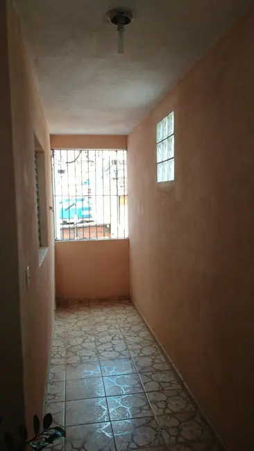 Casa com 6 quartos à venda, 250m2 em Carapicuiba - SP - imagem 6 Foto 6 de Casa com 6 quartos à venda, 250m2 em Carapicuiba - SP