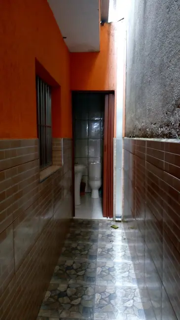 Casa com 3 quartos à venda, 250m2 em Carapicuiba - SP - imagem 8 Foto 8 de Casa com 3 quartos à venda, 250m2 em Carapicuiba - SP