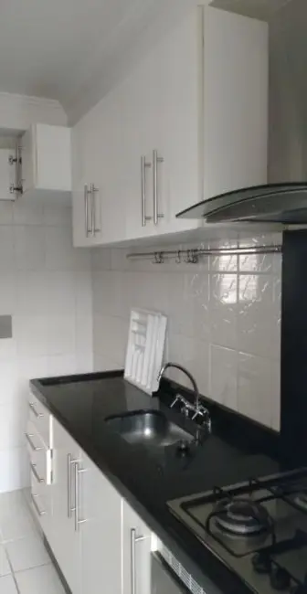 Apartamento com 2 quartos à venda, 52m2 em Jardim Santa Tereza, Carapicuiba - SP - imagem 6 Foto 6 de Apartamento com 2 quartos à venda, 52m2 em Jardim Santa Tereza, Carapicuiba - SP