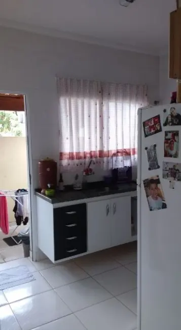 Sobrado com 2 quartos à venda, 71m2 em Jardim Ana Maria, Carapicuiba - SP - imagem 6 Foto 6 de Sobrado com 2 quartos à venda, 71m2 em Jardim Ana Maria, Carapicuiba - SP
