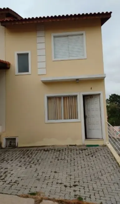Sobrado com 2 quartos à venda, 71m2 em Jardim Ana Maria, Carapicuiba - SP - imagem 3 Foto 3 de Sobrado com 2 quartos à venda, 71m2 em Jardim Ana Maria, Carapicuiba - SP