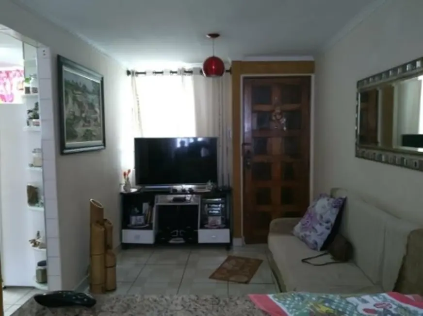 Apartamento com 2 quartos à venda, 48m2 em Conjunto Habitacional Presidente Castelo Branco, Carapicuiba - SP - imagem 7 Foto 7 de Apartamento com 2 quartos à venda, 48m2 em Conjunto Habitacional Presidente Castelo Branco, Carapicuiba - SP