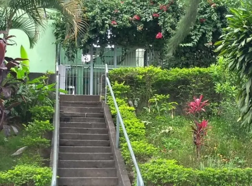 Apartamento com 2 quartos à venda, 48m2 em Conjunto Habitacional Presidente Castelo Branco, Carapicuiba - SP - imagem 3 Foto 3 de Apartamento com 2 quartos à venda, 48m2 em Conjunto Habitacional Presidente Castelo Branco, Carapicuiba - SP