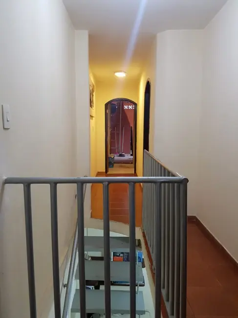 Casa com 3 quartos à venda, 120m2 em Vila Guarani, Carapicuiba - SP - imagem 6 Foto 6 de Casa com 3 quartos à venda, 120m2 em Vila Guarani, Carapicuiba - SP