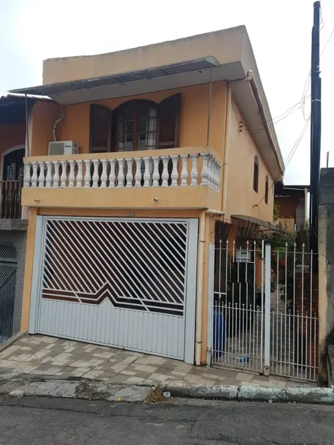 Casa com 3 quartos à venda, 120m2 em Vila Guarani, Carapicuiba - SP - imagem 2 Foto 2 de Casa com 3 quartos à venda, 120m2 em Vila Guarani, Carapicuiba - SP