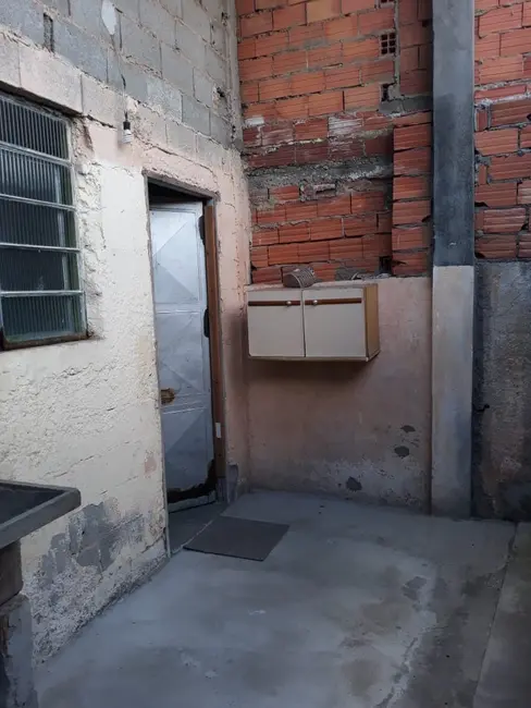 Casa com 7 quartos à venda, 186m2 em Recanto Campy, Carapicuiba - SP - imagem 9 Foto 9 de Casa com 7 quartos à venda, 186m2 em Recanto Campy, Carapicuiba - SP