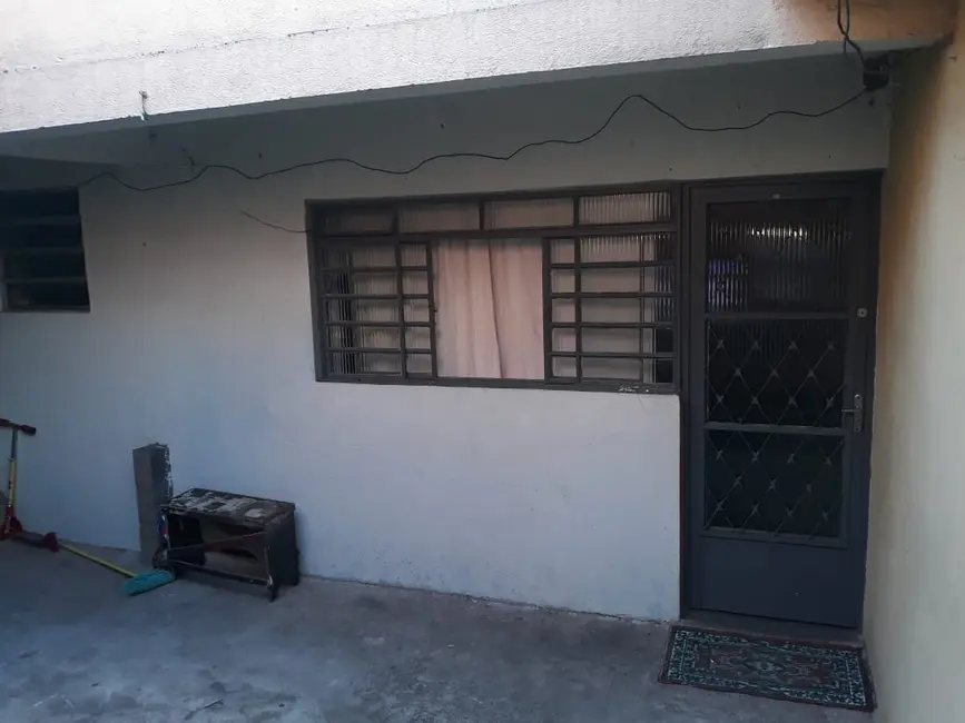 Casa com 7 quartos à venda, 186m2 em Recanto Campy, Carapicuiba - SP - imagem 3 Foto 3 de Casa com 7 quartos à venda, 186m2 em Recanto Campy, Carapicuiba - SP