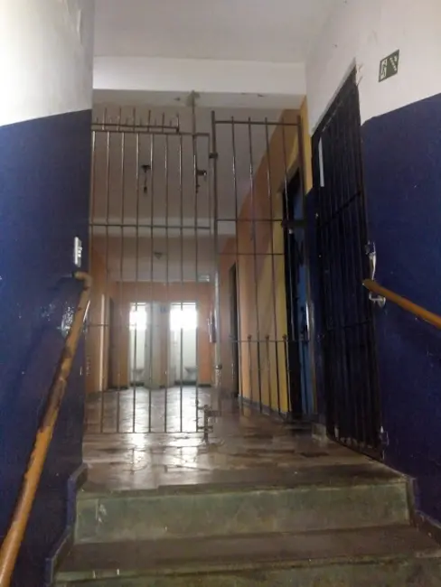 Sala Comercial para alugar em Vila Silva Ribeiro, Carapicuiba - SP - imagem 4 Foto 4 de Sala Comercial para alugar em Vila Silva Ribeiro, Carapicuiba - SP