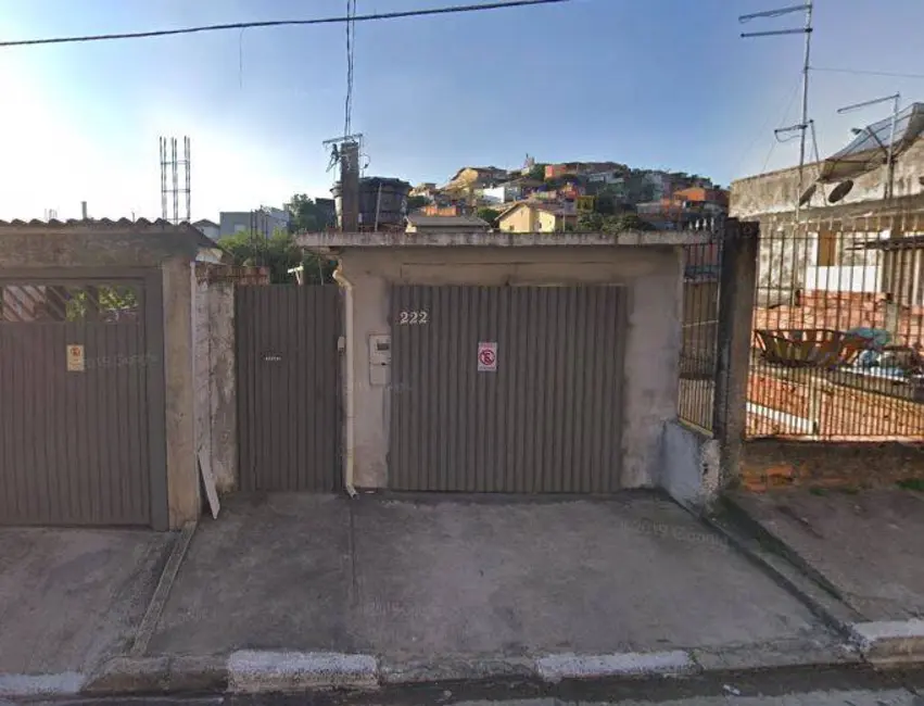 Foto 1 de Casa com 2 quartos à venda, 188m2 em Vila Santa Terezinha, Carapicuiba - SP