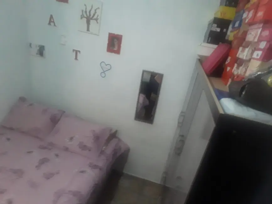 Casa com 2 quartos à venda, 188m2 em Vila Santa Terezinha, Carapicuiba - SP - imagem 7 Foto 7 de Casa com 2 quartos à venda, 188m2 em Vila Santa Terezinha, Carapicuiba - SP