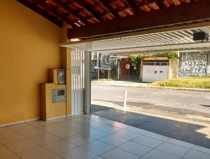 Casa com 2 quartos à venda, 135m2 em Vila Marcondes, Carapicuiba - SP - imagem 3 Foto 3 de Casa com 2 quartos à venda, 135m2 em Vila Marcondes, Carapicuiba - SP