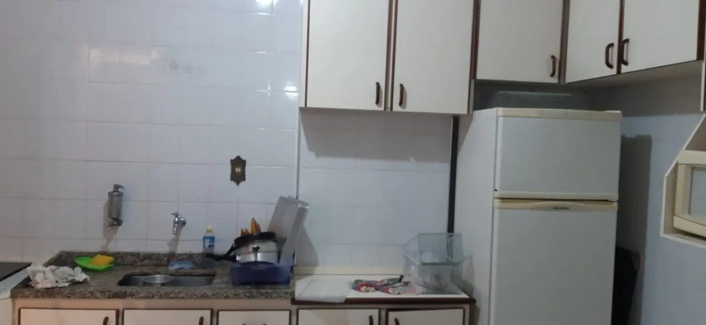 Foto 4 de Apartamento com 2 quartos à venda em Praia Grande - SP