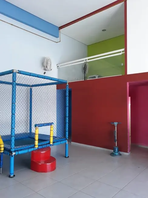 Sala Comercial para alugar, 300m2 em Vila Veloso, Carapicuiba - SP - imagem 8 Foto 8 de Sala Comercial para alugar, 300m2 em Vila Veloso, Carapicuiba - SP