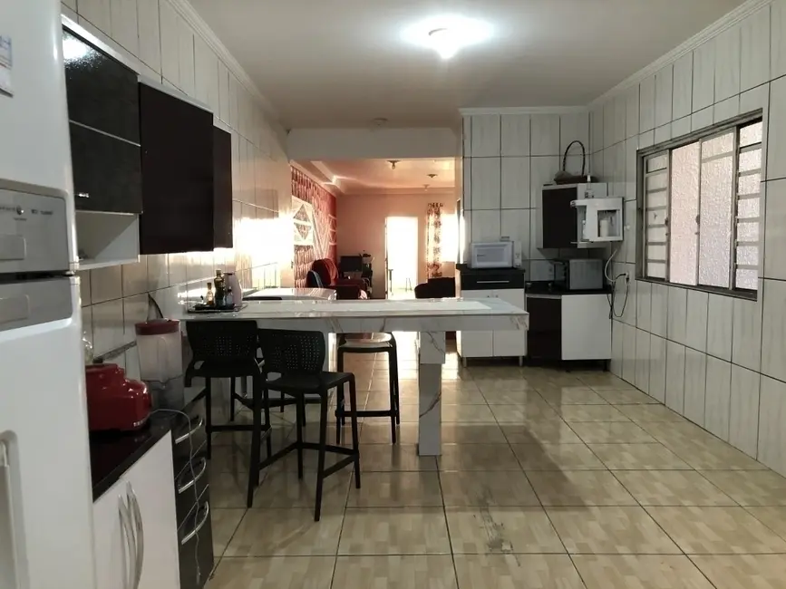 Casa com 8 quartos à venda, 10m2 em Jardim das Belezas, Carapicuiba - SP - imagem 6 Foto 6 de Casa com 8 quartos à venda, 10m2 em Jardim das Belezas, Carapicuiba - SP