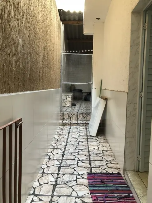 Casa com 8 quartos à venda, 10m2 em Jardim das Belezas, Carapicuiba - SP - imagem 8 Foto 8 de Casa com 8 quartos à venda, 10m2 em Jardim das Belezas, Carapicuiba - SP