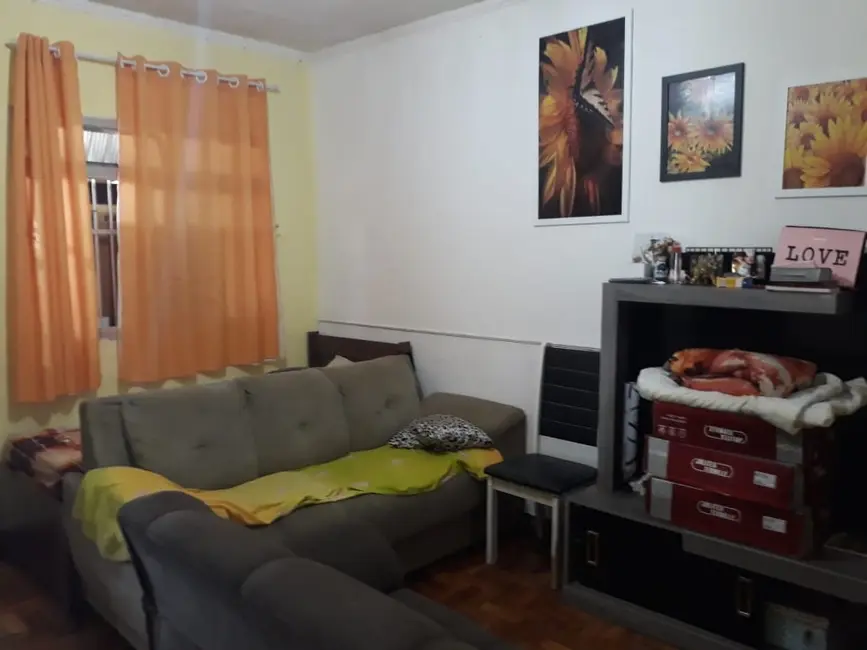 Casa à venda, 250m2 em Vila Três Irmãos, Carapicuiba - SP - imagem 7 Foto 7 de Casa à venda, 250m2 em Vila Três Irmãos, Carapicuiba - SP